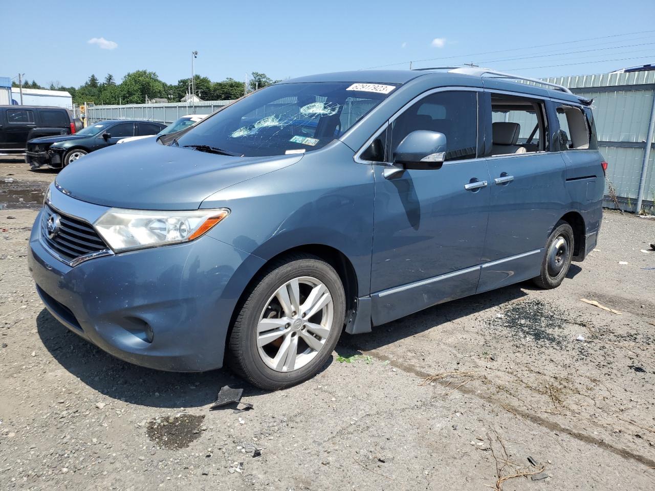 2011 Nissan Quest Pictures