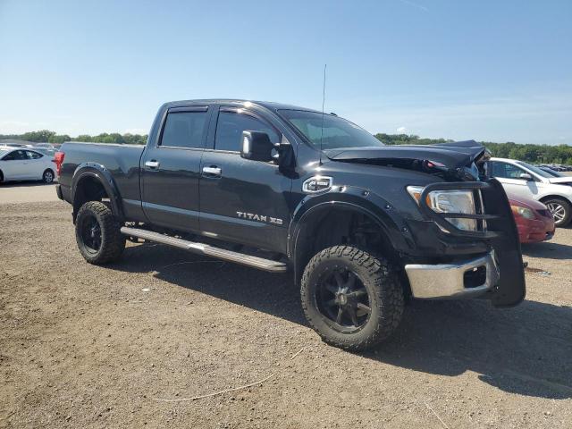  NISSAN TITAN 2017 Чорний