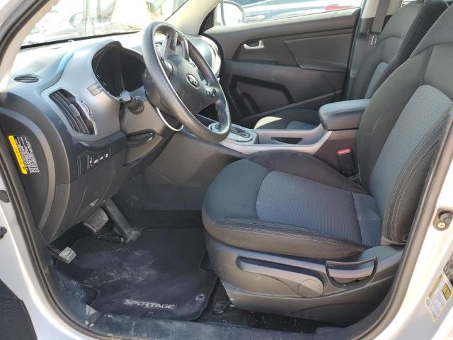 KNDPBCAC9F7718911 KIA Sportage Lx