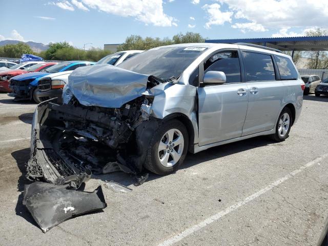 2019 Toyota Sienna LE