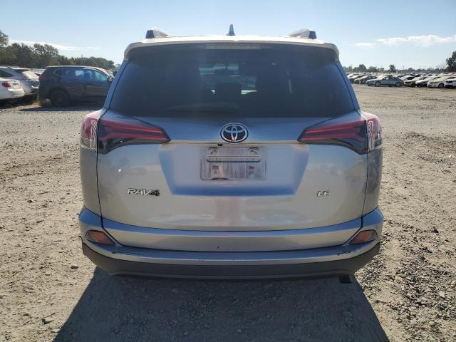 2T3ZFREV8GW257525 Toyota RAV4 LE