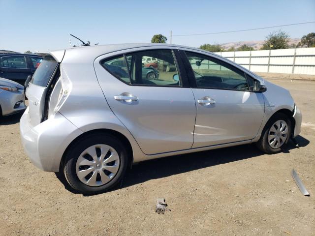 JTDKDTB37E1572125 Toyota PRIUS C