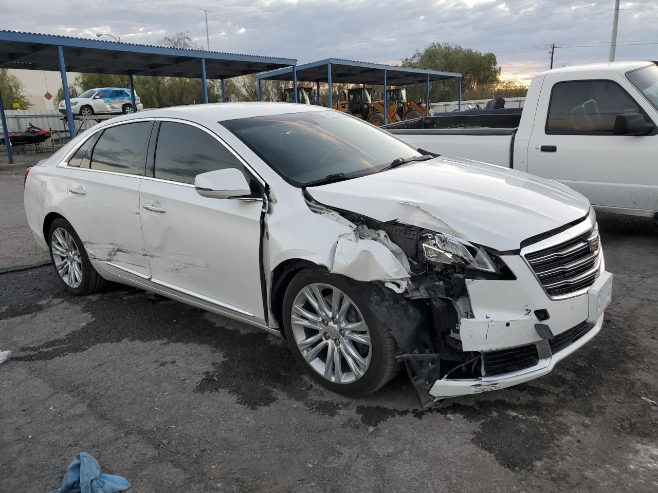 2019 Cadillac Xts Luxury vin: 2G61M5S38K9135588