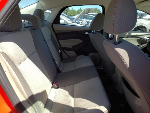 1FADP3F27EL272385 Ford FOCUS SE