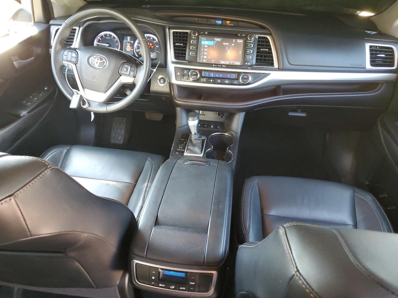 5TDJKRFH2GS337907 TOYOTA HIGHLANDER 2016