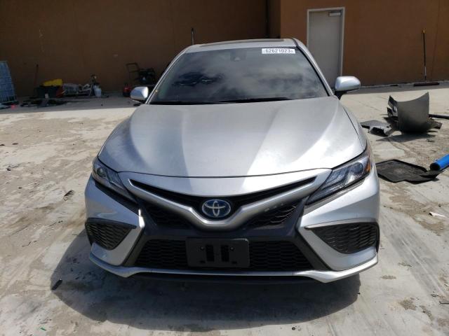 4T1K31AK5MU566963 Toyota Camry XSE 5