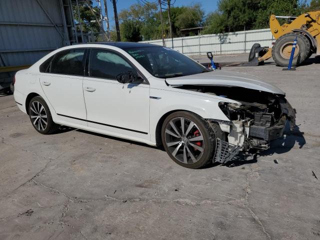 2018 VOLKSWAGEN PASSAT GT 1VWJM7A3XJC038228