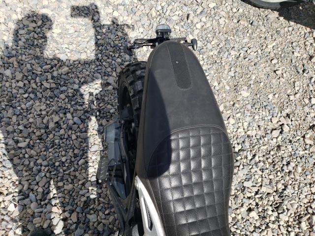 2016 BMW MOTORCYCLE - WB10A1608GZ676421