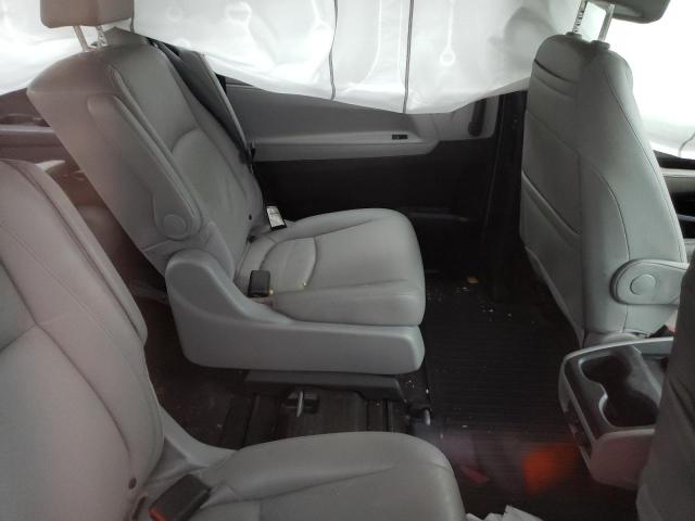 5FNRL6H81JB024922 2018 HONDA ODYSSEY, photo no. 11