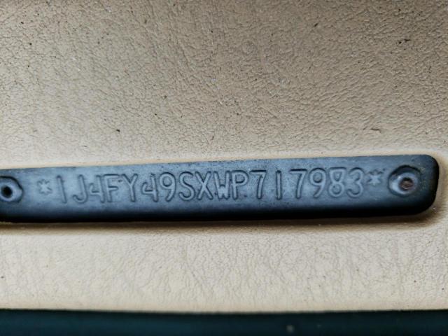 1J4FY49SXWP717983 1998 Jeep Wrangler / Tj Sahara