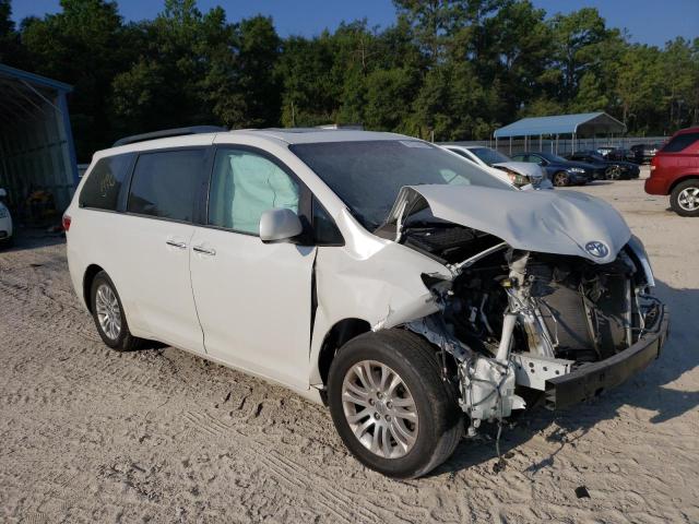 5TDYK3DC9FS590448 Toyota SIENNA XLE
