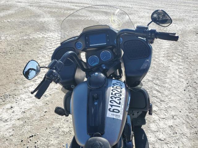 2017 HARLEY-DAVIDSON FLTRU 1HD1KGD15HB629679