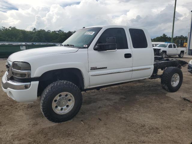 2005 GMC Sierra 2500HD 