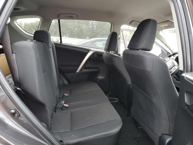 JTMZFREV3HJ712099 Toyota RAV4 LE
