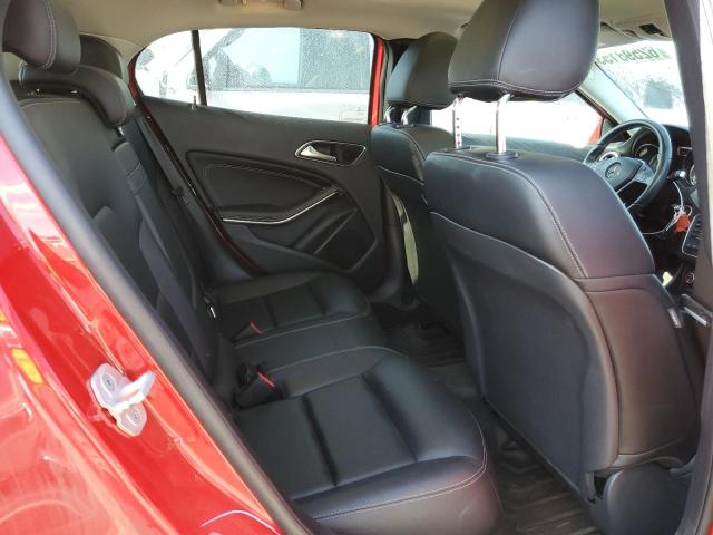 WDCTG4GBXFJ092951 Mercedes-Benz Gla 250 4matic