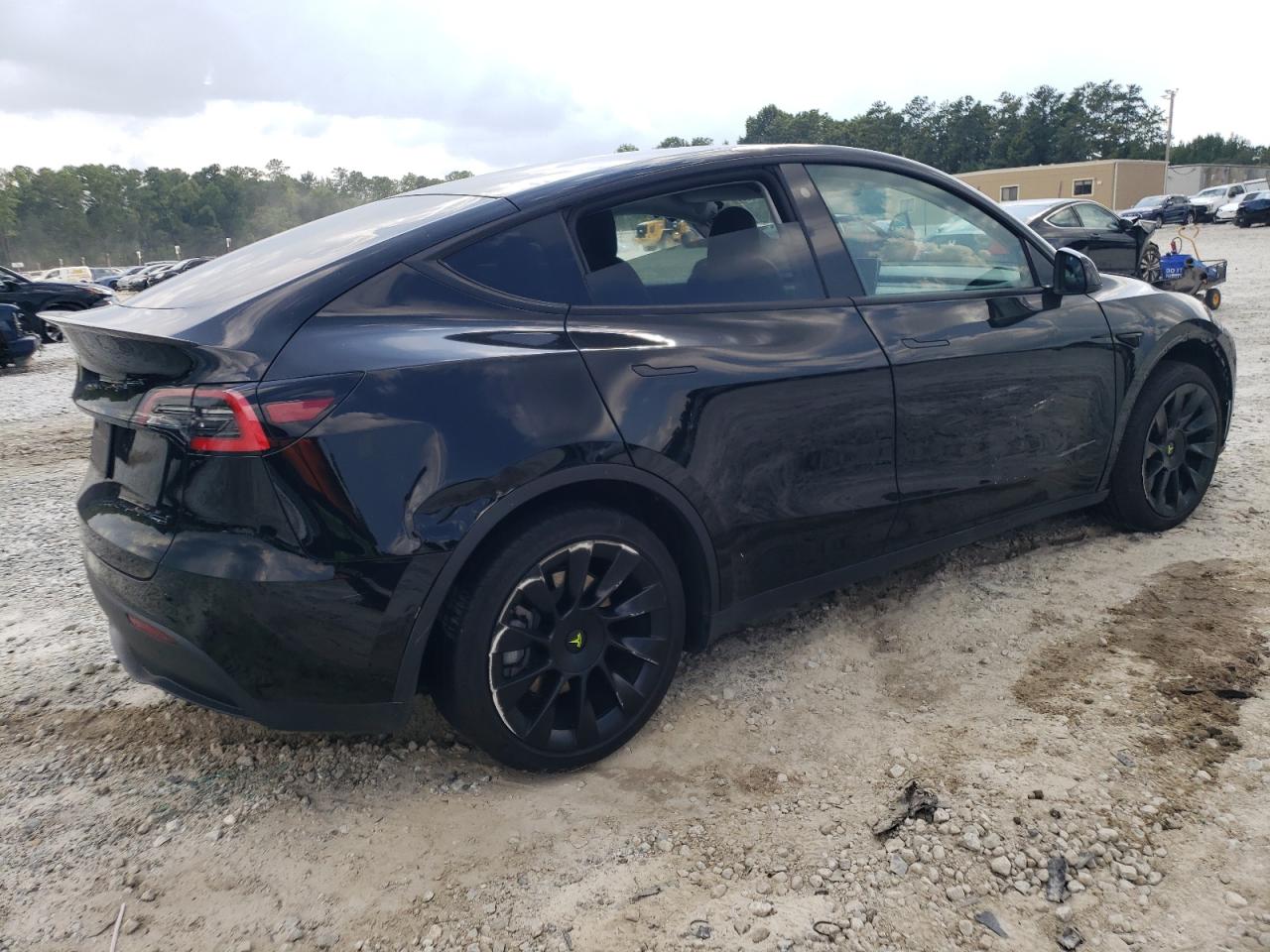 5YJYGDED8MF112814 Tesla Model Y  3