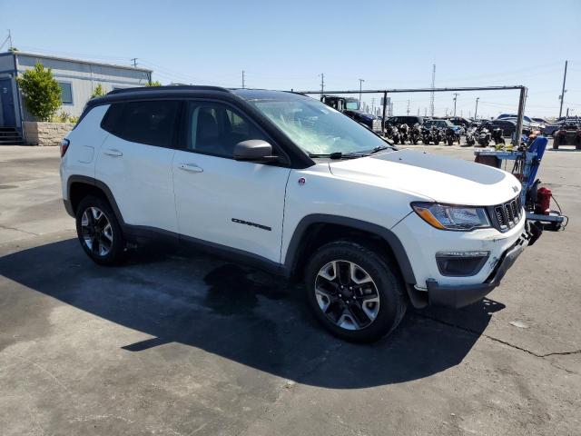 3C4NJDDBXJT207439 Jeep Compass Trailhawk