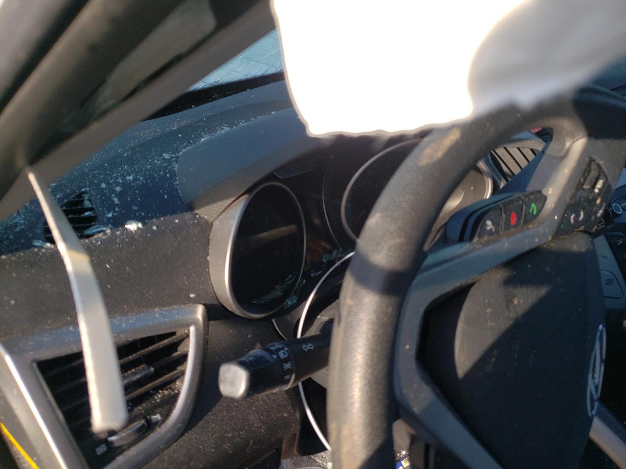 KMHTC6AD8FU224218 2015 Hyundai Veloster