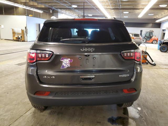 3C4NJDBB3JT180720 Jeep Compass Latitude