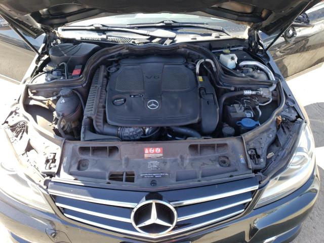 WDDGF8AB6EG240265 Mercedes-Benz C 300 4matic