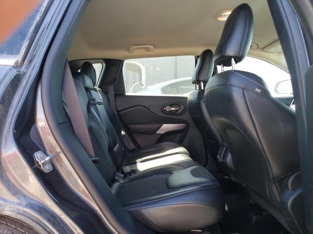 1C4PJLLB2JD525078 Jeep Cherokee Latitude Plus