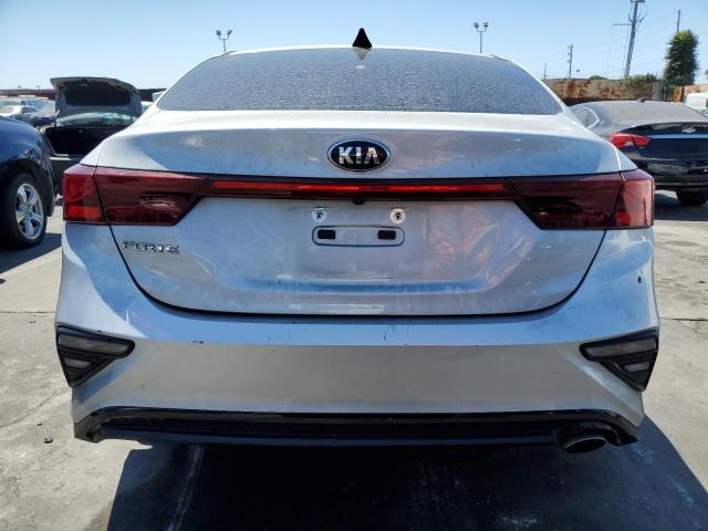 3KPF24AD8KE064598 KIA FORTE FE