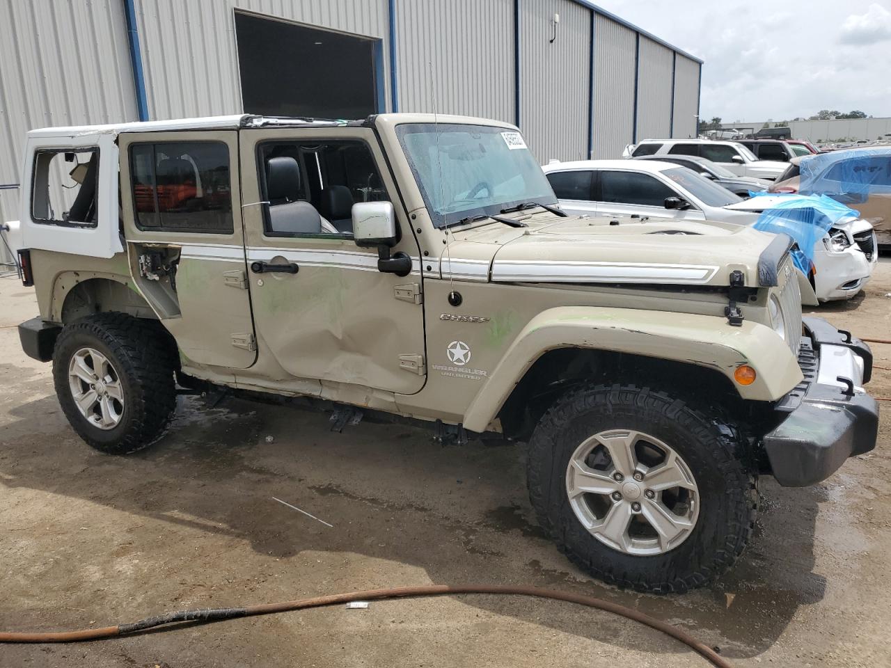 1C4BJWEG9HL653418 2017 Jeep Wrangler Unlimited Sahara