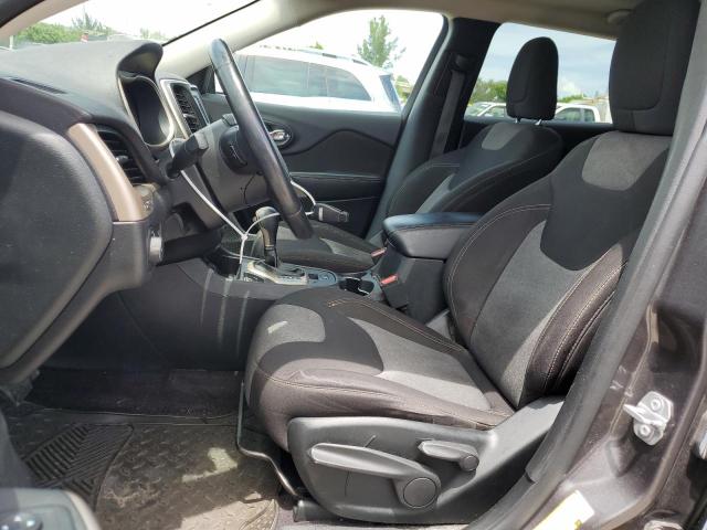 1C4PJLCB5JD542473 Jeep Cherokee Latitude