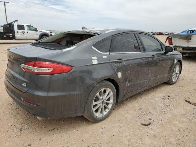 3FA6P0HD1KR283269 Ford Fusion SE 3