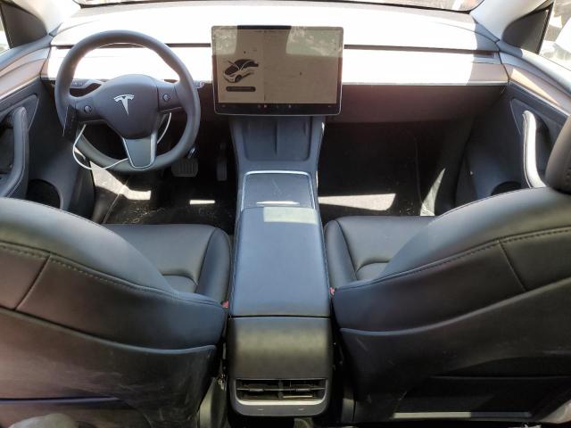 7SAYGAEE7NF518384 Tesla Model Y  8