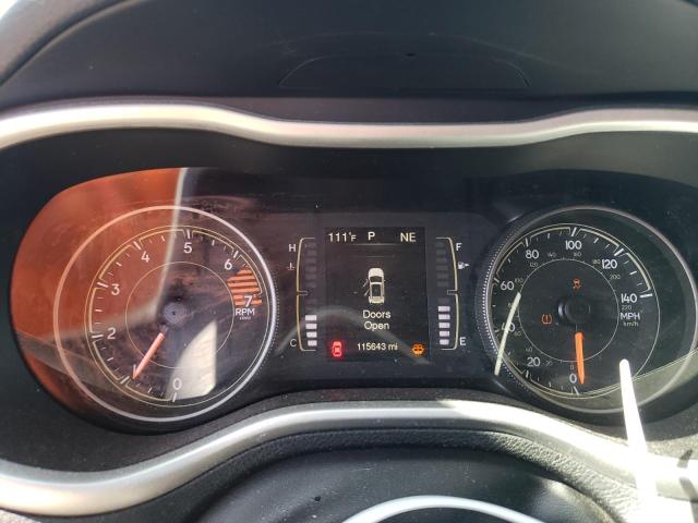 1C4PJLLB2JD525078 Jeep Cherokee Latitude Plus