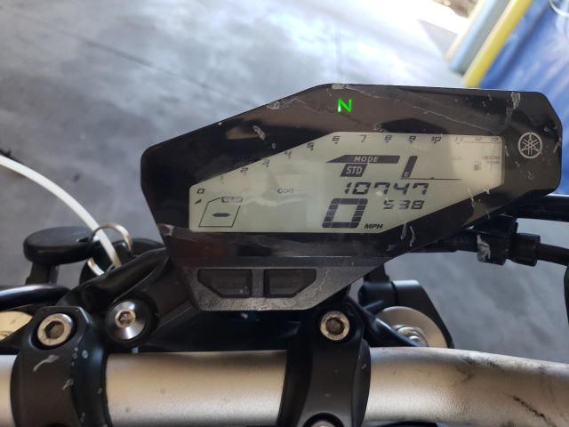 2016 YAMAHA FZ09 JYARN33E2GA010675