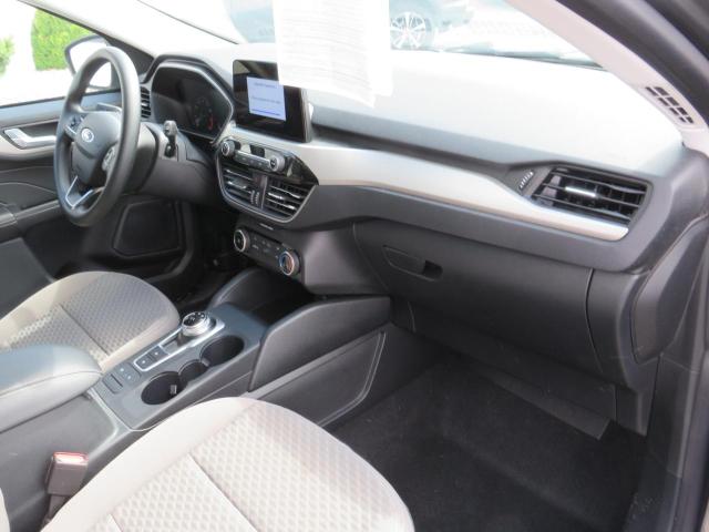 1FMCU9G61MUA17481 Ford ESCAPE SE