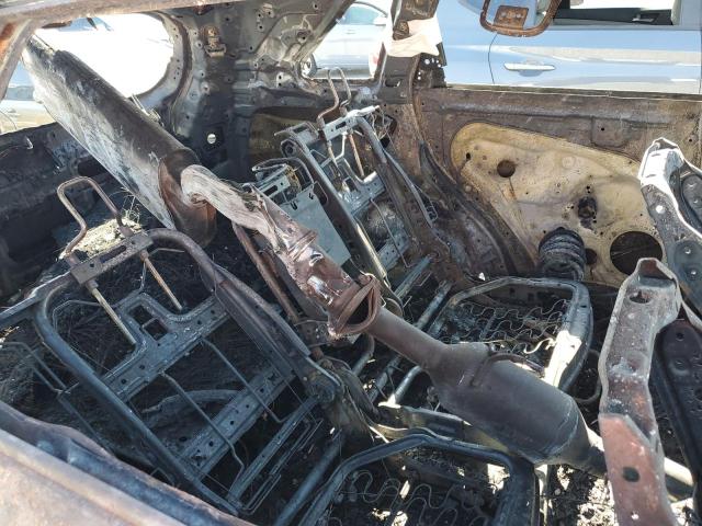 5XYKT4A63EG448048 KIA SORENTO LX