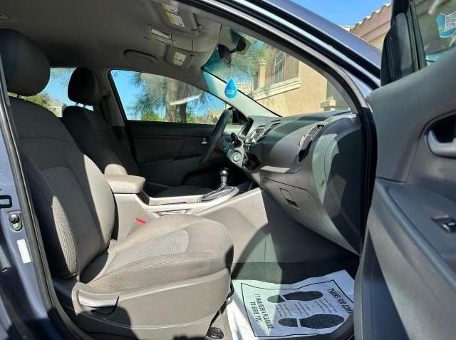 KNDPB3AC8G7811775 KIA Sportage Lx