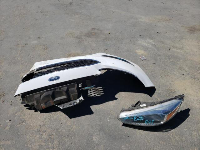 1FADP3K20FL288838 Ford FOCUS SE