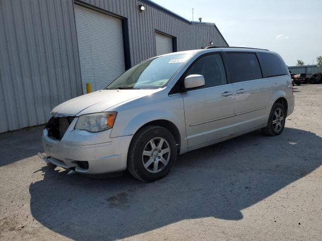 2010 Chrysler Town & Country Touring