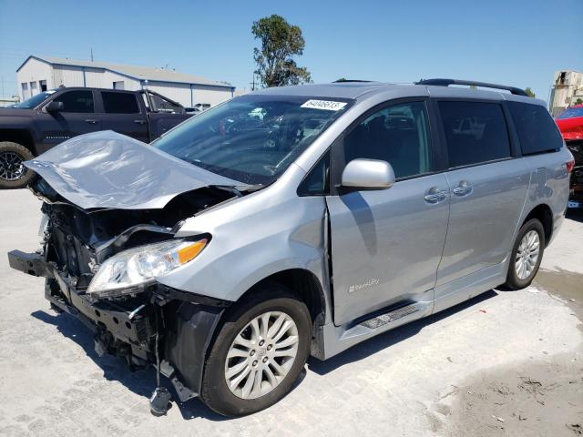 2016 Toyota Sienna XLE