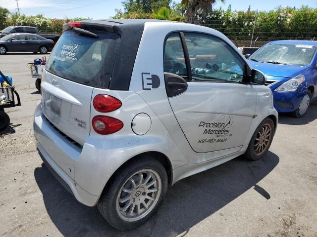 VIN WMEEJ9AA6DK711342 2013 Smart Fortwo no.3