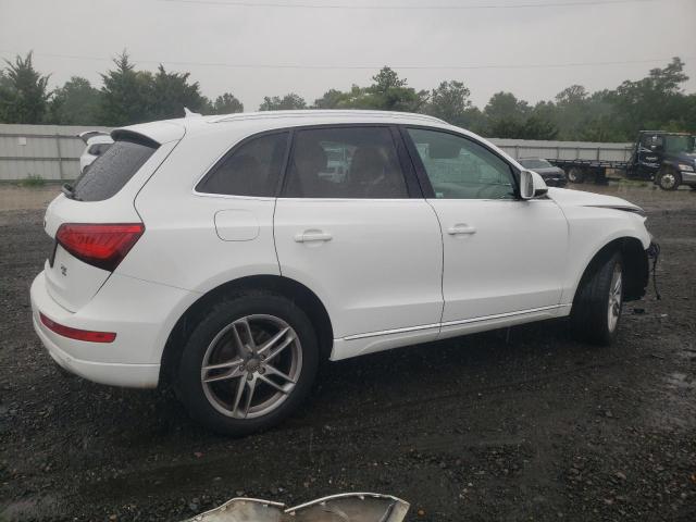 VIN WA1LFAFP8EA047990 2014 Audi Q5, Premium Plus no.3