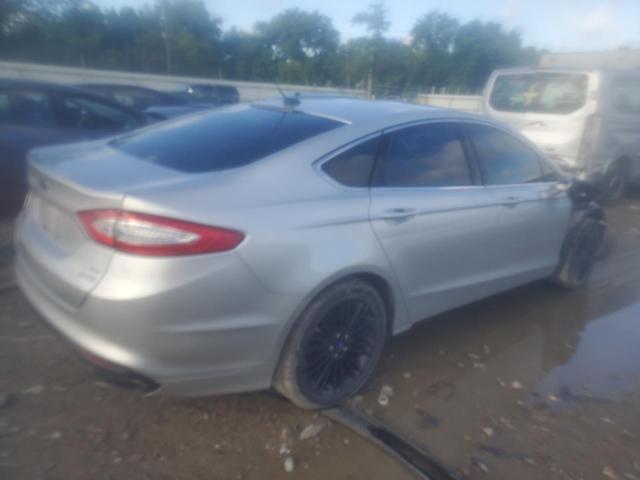 3FA6P0T9XGR326095 Ford FUSION SE