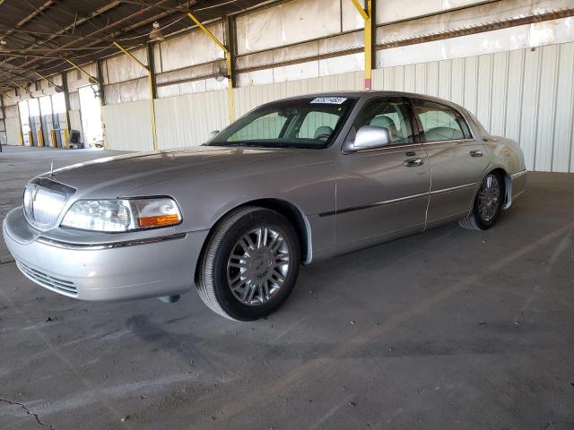 2009 Lincoln Town Car Signature Limited