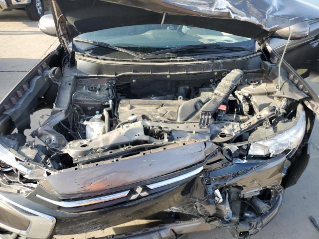 JA4AP3AU5JU017688 Mitsubishi Outlander Sport Es