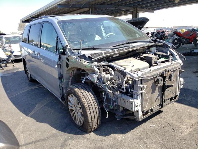 5TDYK3DC8ES474012 Toyota SIENNA XLE