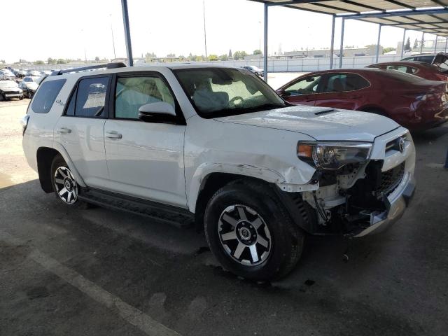 2023 TOYOTA 4RUNNER SE - JTERU5JR5P6132731