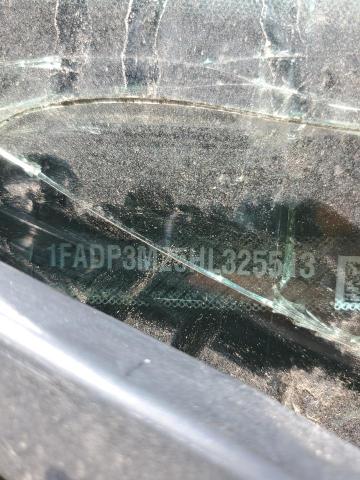 1FADP3M25HL325513 Ford FOCUS SEL