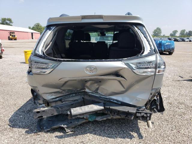 2019 TOYOTA SIENNA SE 5TDXZ3DC7KS971961