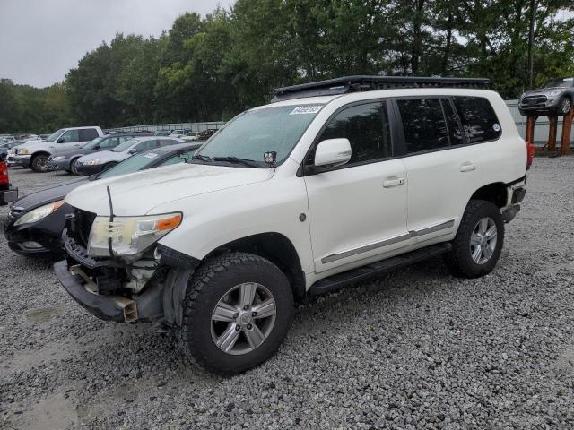 2013 Toyota Land Cruiser 