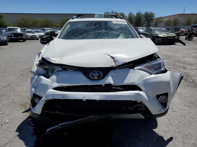 JTMWFREV0HJ713827 Toyota Rav4 Xle