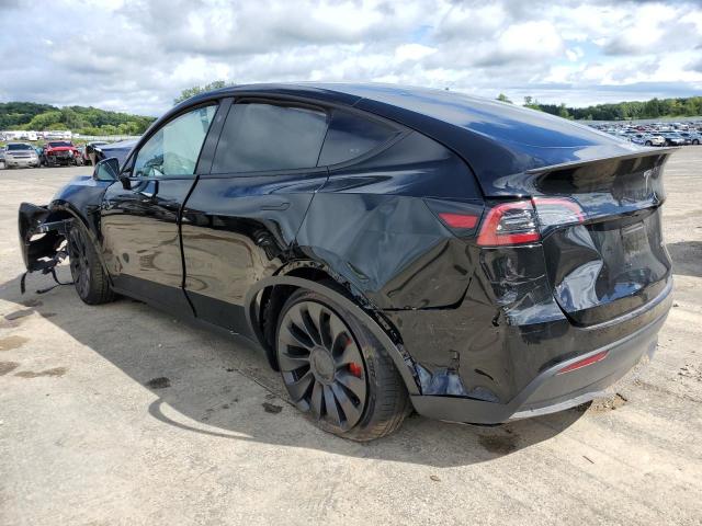 7SAYGDEF8PF813152 Tesla Model Y  2